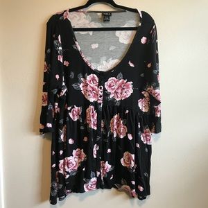 🌸Torrid Baby-doll Floral Tunic